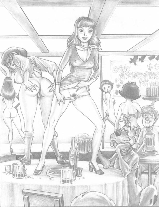 betty rubble+daphne blake+jane jetson+jessica rabbit+scooby+shaggy+velma dinkley